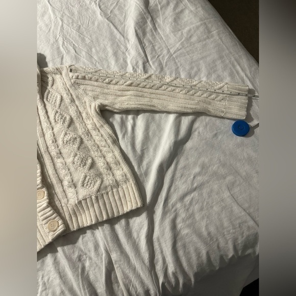 St. John’s Bay Women’s Large Cream Sweater - Picture 6 of 6